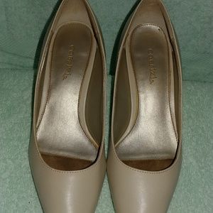 Ivory low heel shoes